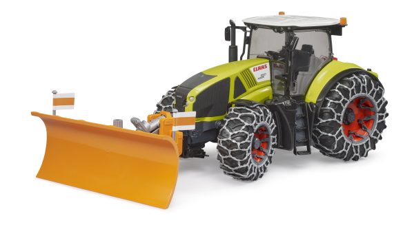 Claas Axion 950 ar sniega lāpstu